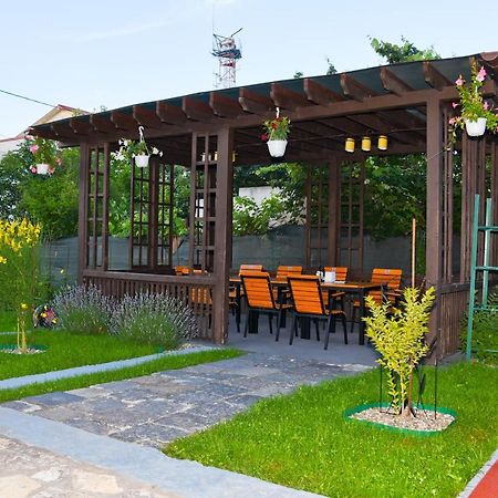 Delta Est Hotel & Restaurant Sulina Exterior photo